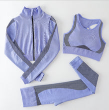 Загрузить изображение в средство просмотра галереи, Seamless 3 pcs long sleeve yoga set with zipper
