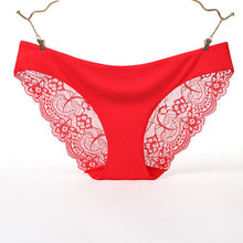 Charger l&#39;image dans la galerie, Seamless sexy mature transparent lace ice silk brief
