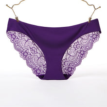Charger l&#39;image dans la galerie, Seamless sexy mature transparent lace ice silk brief
