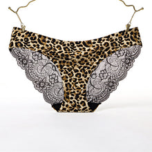Charger l&#39;image dans la galerie, Seamless sexy mature transparent lace ice silk brief
