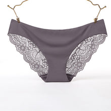 Charger l&#39;image dans la galerie, Seamless sexy mature transparent lace ice silk brief
